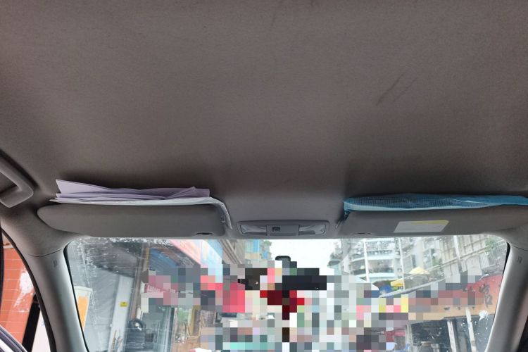 Used Mitsubishi ASX 2013 2.0L CVT Two-Wheel Drive Luxury Edition Headliner
