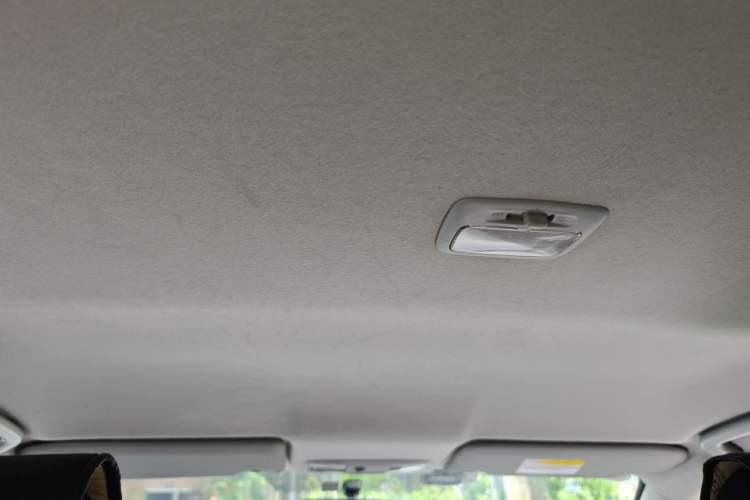Used Mitsubishi ASX 2013 2.0L CVT Two-Wheel Drive Elite Edition Headliner