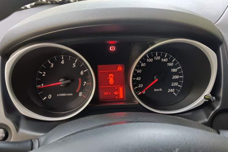 Used Mitsubishi ASX 2013 1.6L Manual Two-Wheel Drive Standard Edition Instrument Cluster