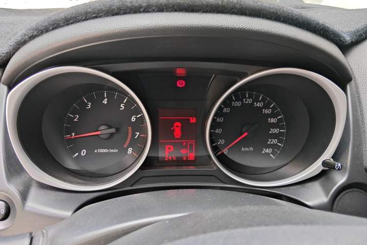 Used Mitsubishi ASX 2013 2.0L CVT Two-Wheel Drive Elite Edition Instrument Cluster