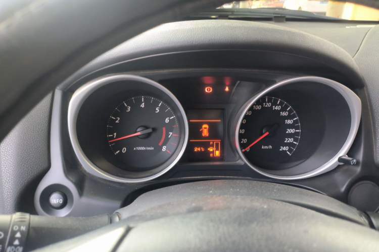 Used Mitsubishi ASX 2013 2.0L Manual Two-Wheel Drive Comfort Edition Instrument Cluster