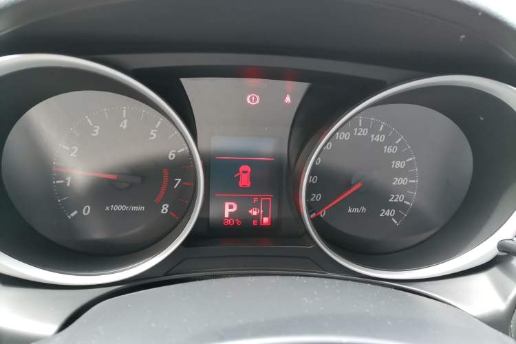 Used Mitsubishi ASX 2013 2.0L CVT Two-Wheel Drive Elite Edition Instrument Cluster