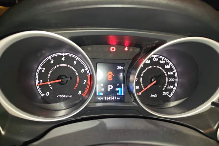 Used Mitsubishi ASX 2013 2.0L CVT Two-Wheel Drive Luxury Edition Instrument Cluster