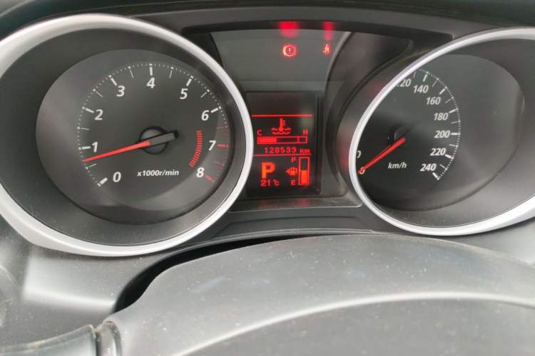 Used Mitsubishi ASX 2013 2.0L CVT Two-Wheel Drive Elite Edition Instrument Cluster