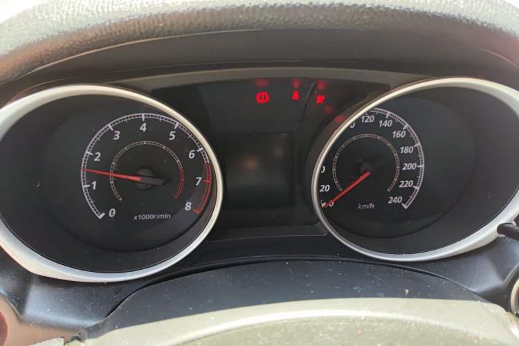 Used Mitsubishi ASX 2013 2.0L CVT Two-Wheel Drive Luxury Edition Instrument Cluster