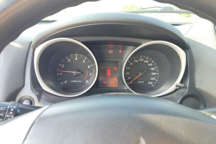 Used Mitsubishi ASX 2013 1.6L Manual Two-Wheel Drive Standard Edition Instrument Cluster