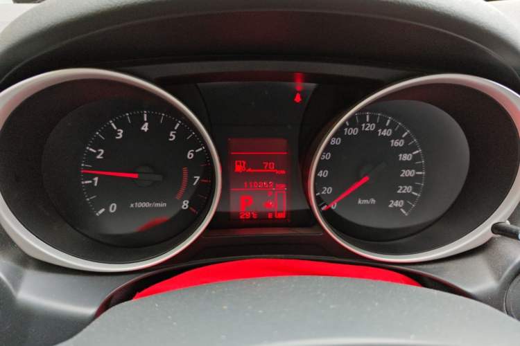 Used Mitsubishi ASX 2013 2.0L CVT Two-Wheel Drive Elite Edition Instrument Cluster