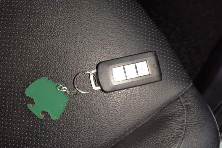 Used Mitsubishi ASX 2013 2.0L CVT Two-Wheel Drive Luxury Edition Interior 1