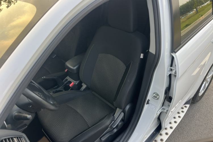 Used Mitsubishi ASX 2013 2.0L Manual Two-Wheel Drive Comfort Edition Interior 8