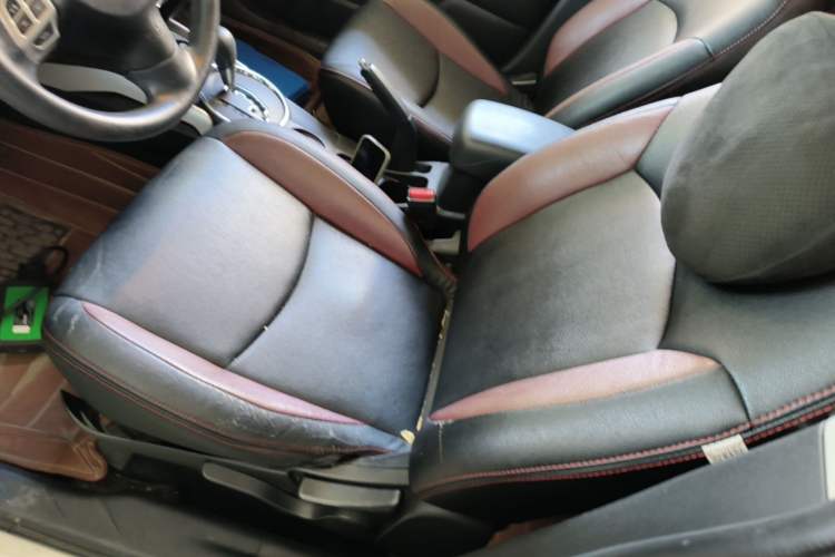 Used Mitsubishi ASX 2013 2.0L CVT Two-Wheel Drive Elite Edition Left Front Seat