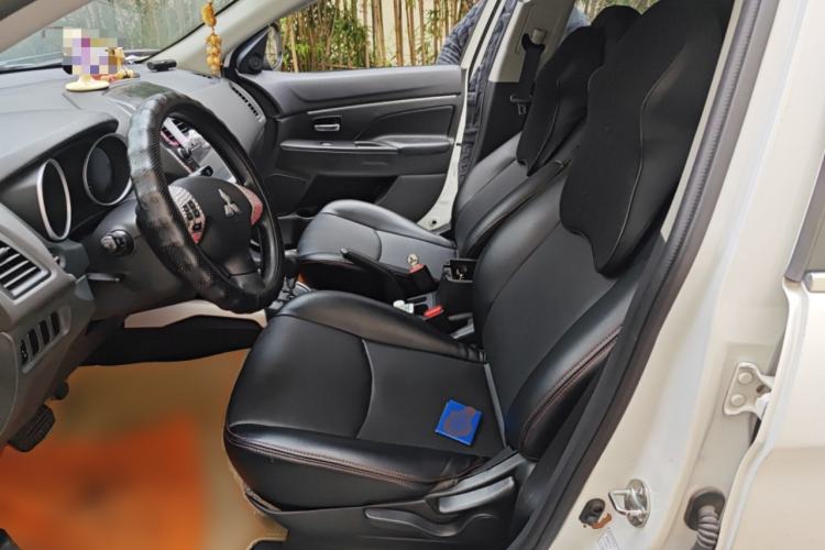 Used Mitsubishi ASX 2013 2.0L CVT Two-Wheel Drive Elite Edition Left Front Seat