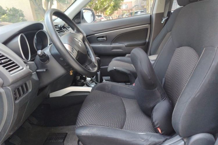 Used Mitsubishi ASX 2013 2.0L Manual Two-Wheel Drive Comfort Edition Left Front Seat