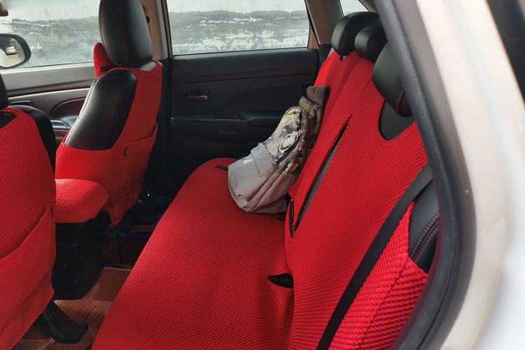 Used Mitsubishi ASX 2013 2.0L CVT Two-Wheel Drive Elite Edition Left Rear Seat