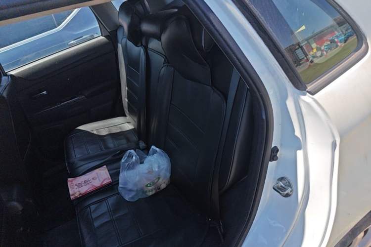 Used Mitsubishi ASX 2013 2.0L CVT Two-Wheel Drive Elite Edition Left Rear Seat
