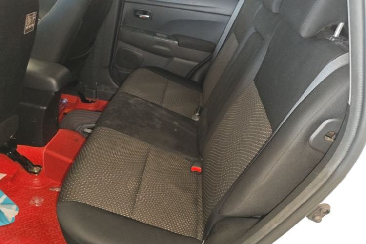 Used Mitsubishi ASX 2013 2.0L CVT Two-Wheel Drive Elite Edition Left Rear Seat