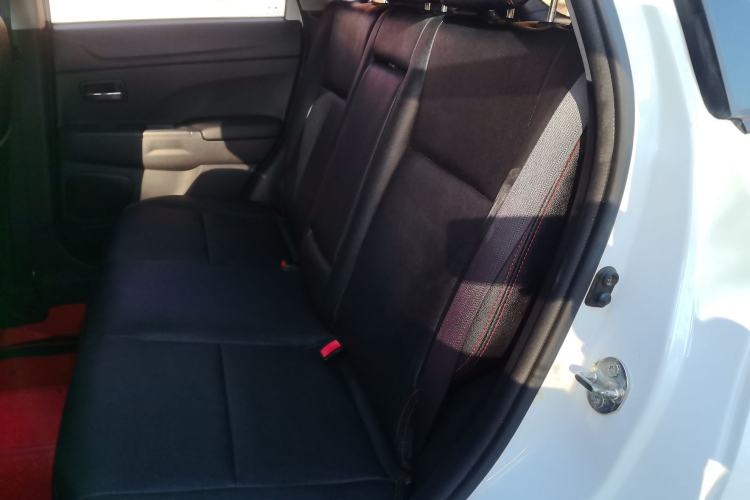 Used Mitsubishi ASX 2013 2.0L CVT Two-Wheel Drive Elite Edition Left Rear Seat