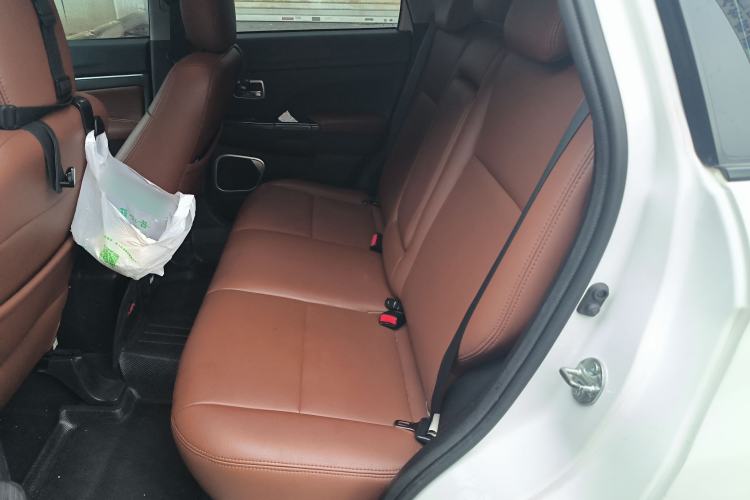 Used Mitsubishi ASX 2013 2.0L CVT Two-Wheel Drive Elite Edition Left Rear Seat