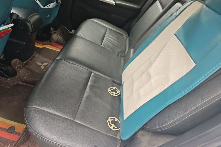 Used Mitsubishi ASX 2013 2.0L CVT Two-Wheel Drive Luxury Edition Left Rear Seat