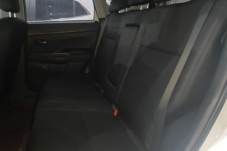 Used Mitsubishi ASX 2013 2.0L CVT Two-Wheel Drive Elite Edition Left Rear Seat