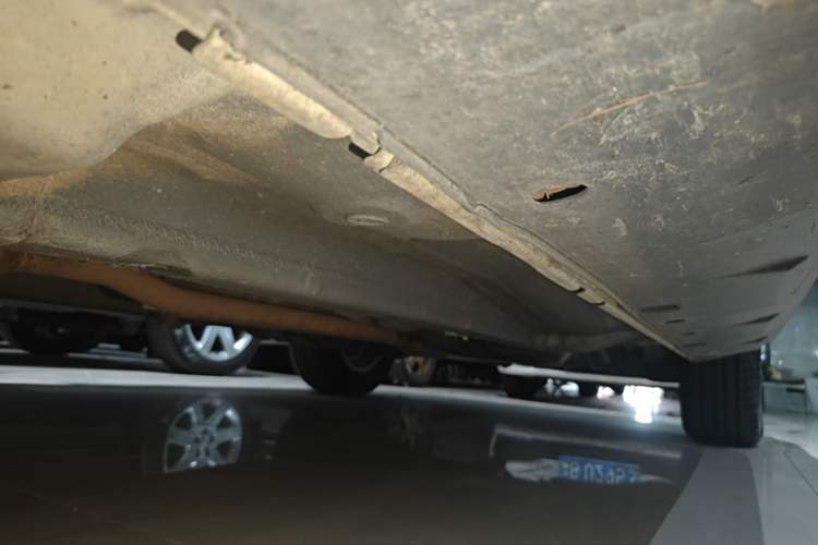 Used Mitsubishi ASX 2013 2.0L CVT Two-Wheel Drive Elite Edition Left Side Sill