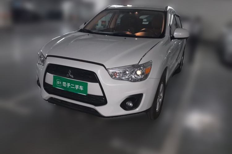 Used Mitsubishi ASX 2013 2.0L CVT Two-Wheel Drive Elite Edition Guazi used car, China used car export, Used car for sale, Used cars, Cheapest cars for sale