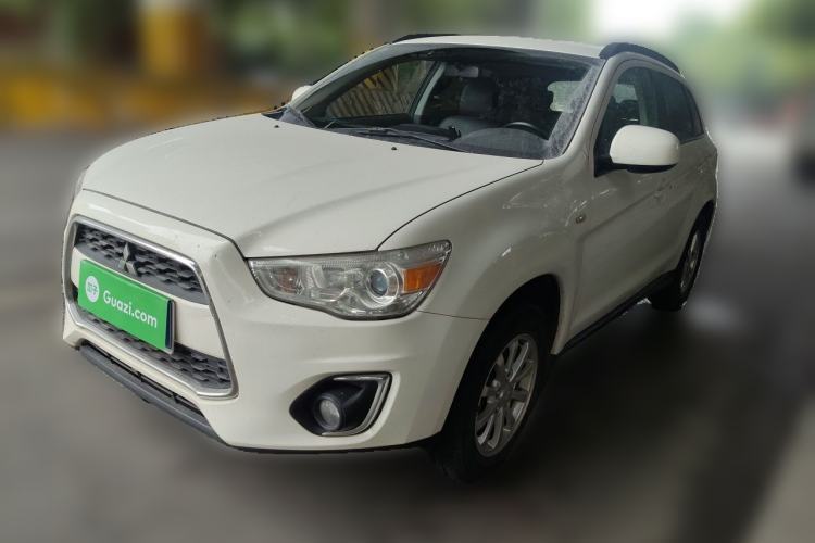 Used Mitsubishi ASX 2013 2.0L CVT Two-Wheel Drive Luxury Edition Guazi used car, China used car export, Used car for sale, Used cars, Cheapest cars for sale