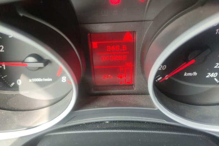 Used Mitsubishi ASX 2013 1.6L Manual Two-Wheel Drive Standard Edition Odometer Close Up