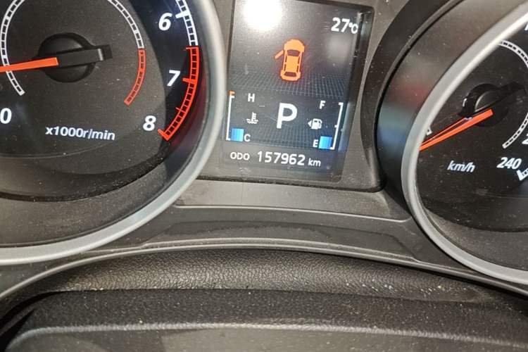 Used Mitsubishi ASX 2013 2.0L CVT Two-Wheel Drive Luxury Edition Odometer Close Up
