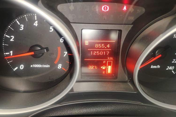 Used Mitsubishi ASX 2013 1.6L Manual Two-Wheel Drive Standard Edition Odometer Close Up
