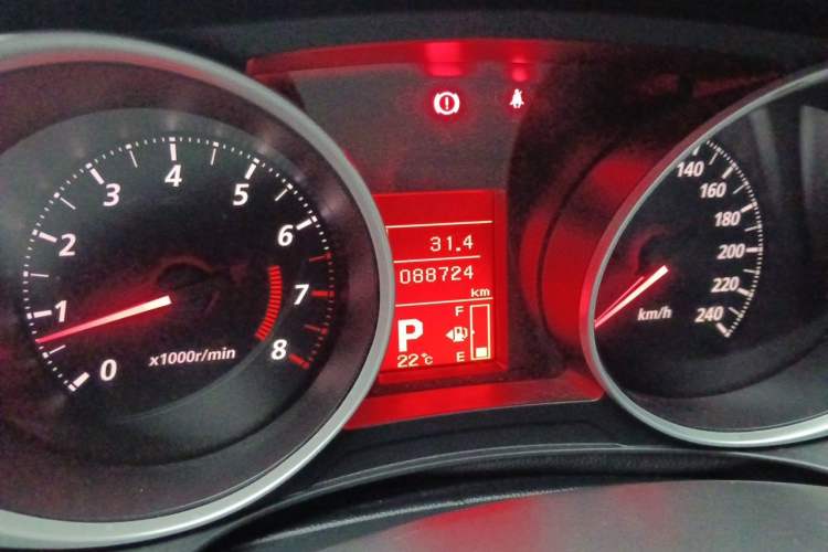 Used Mitsubishi ASX 2013 2.0L CVT Two-Wheel Drive Elite Edition Odometer Close Up