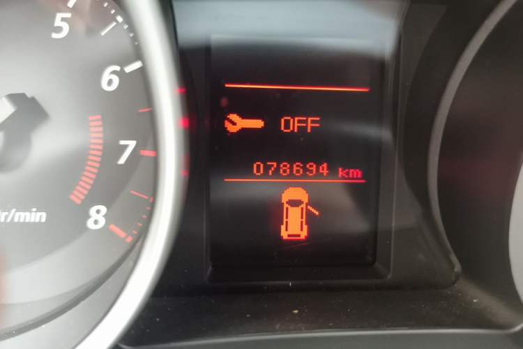 Used Mitsubishi ASX 2013 2.0L CVT Two-Wheel Drive Elite Edition Odometer Close Up