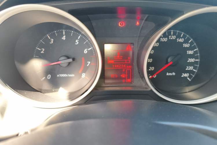 Used Mitsubishi ASX 2013 2.0L Manual Two-Wheel Drive Comfort Edition Odometer Close Up