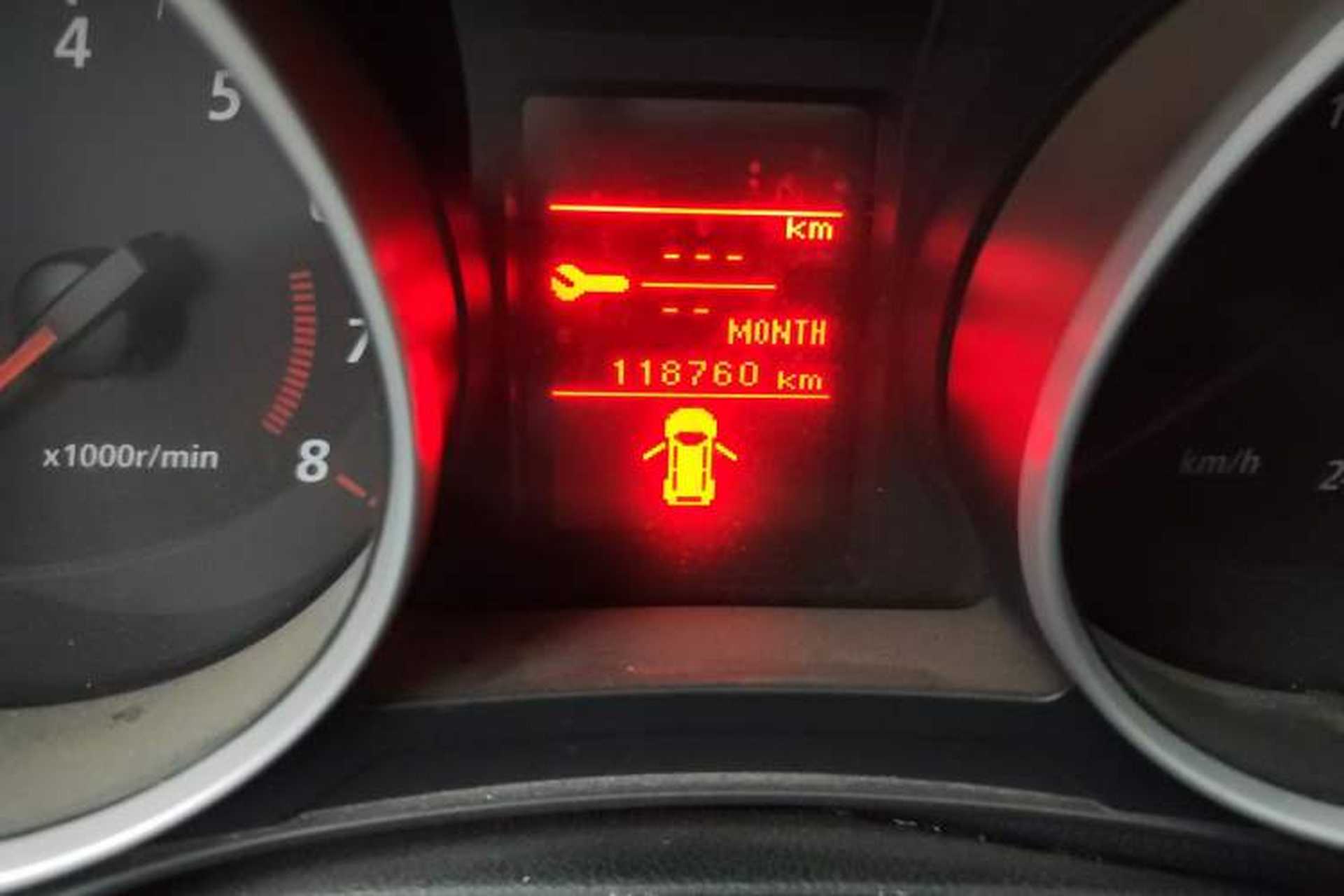 Used Mitsubishi ASX 2013 2.0L CVT Two-Wheel Drive Elite Edition Odometer Close Up