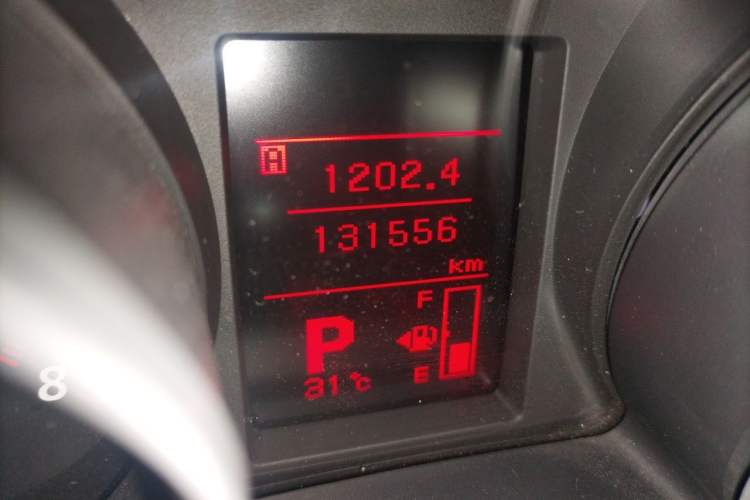 Used Mitsubishi ASX 2013 2.0L CVT Two-Wheel Drive Elite Edition Odometer Close Up