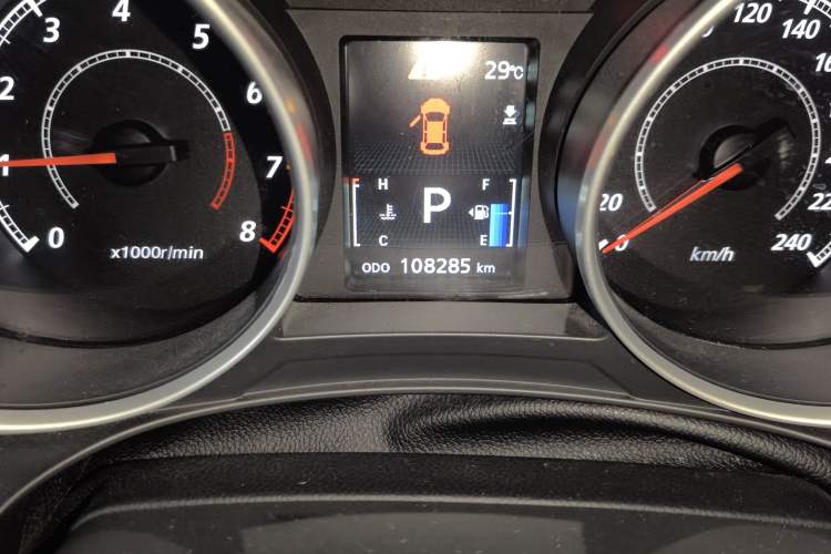 Used Mitsubishi ASX 2013 2.0L CVT Two-Wheel Drive Luxury Edition Odometer Close Up