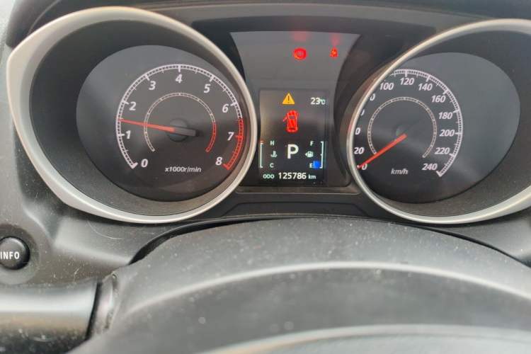 Used Mitsubishi ASX 2013 2.0L CVT Two-Wheel Drive Luxury Edition Odometer Close Up