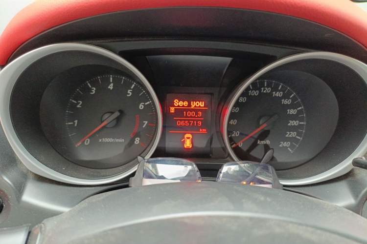 Used Mitsubishi ASX 2013 2.0L CVT Two-Wheel Drive Elite Edition Odometer Close Up