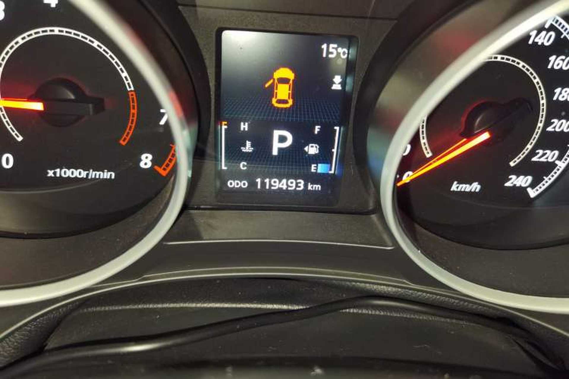 Used Mitsubishi ASX 2013 2.0L CVT Four-Wheel Drive Premium Edition Odometer Close Up