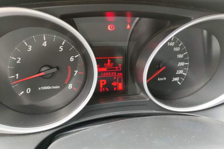 Used Mitsubishi ASX 2013 2.0L CVT Two-Wheel Drive Elite Edition Odometer Close Up