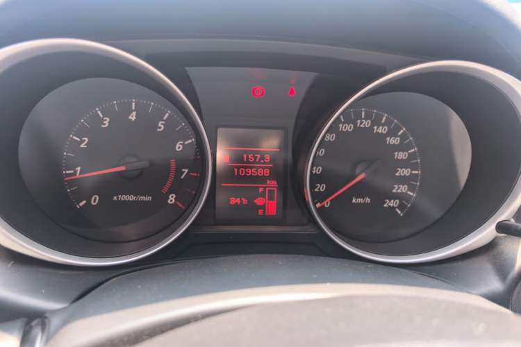 Used Mitsubishi ASX 2013 1.6L Manual Two-Wheel Drive Standard Edition Odometer Close Up