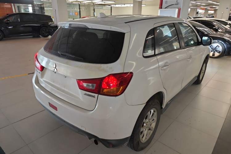Used Mitsubishi ASX 2013 2.0L CVT Two-Wheel Drive Elite Edition Rear Right 45 Deg