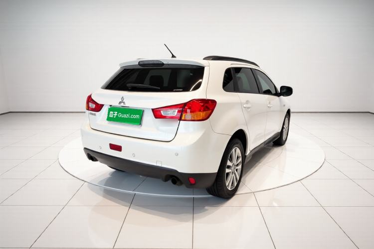 Used Mitsubishi ASX 2013 2.0L CVT 4x4 Flagship Edition Rear Right 45 Deg