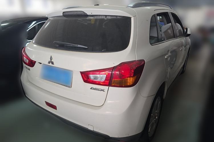 Used Mitsubishi ASX 2013 2.0L CVT 4x4 Flagship Edition Rear Right 45 Deg