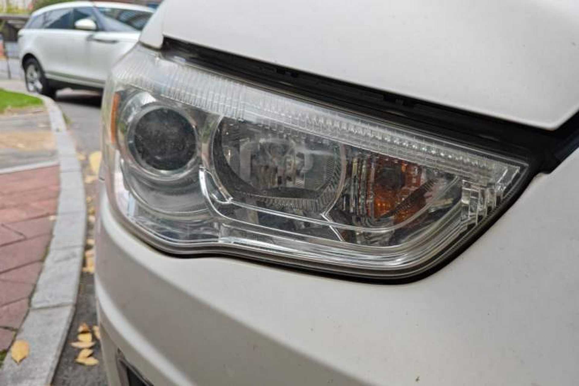 Used Mitsubishi ASX 2013 2.0L CVT Four-Wheel Drive Premium Edition Right Front Headlight