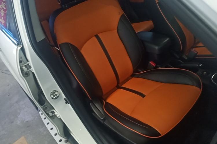 Used Mitsubishi ASX 2013 2.0L CVT Two-Wheel Drive Elite Edition Right Front Seat