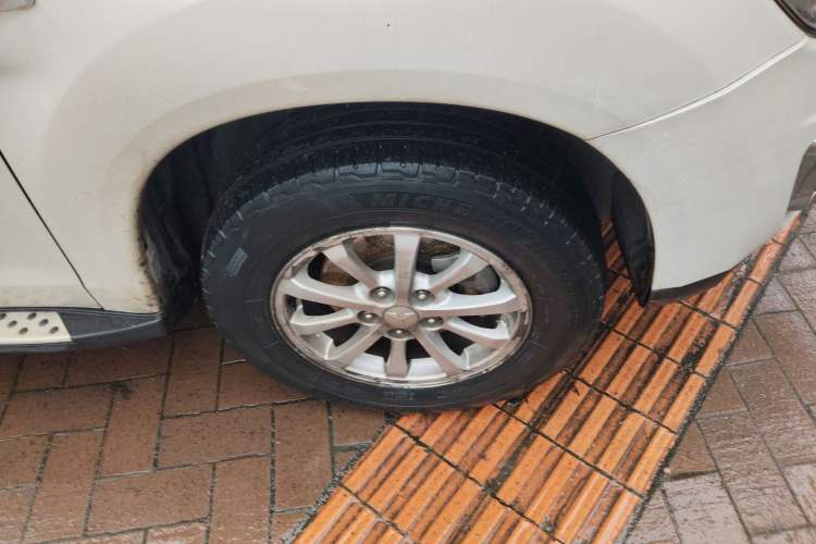 Used Mitsubishi ASX 2013 1.6L Manual Two-Wheel Drive Standard Edition Right Front Wheel Hub