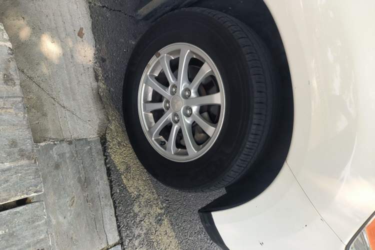 Used Mitsubishi ASX 2013 2.0L Manual Two-Wheel Drive Comfort Edition Right Front Wheel Hub