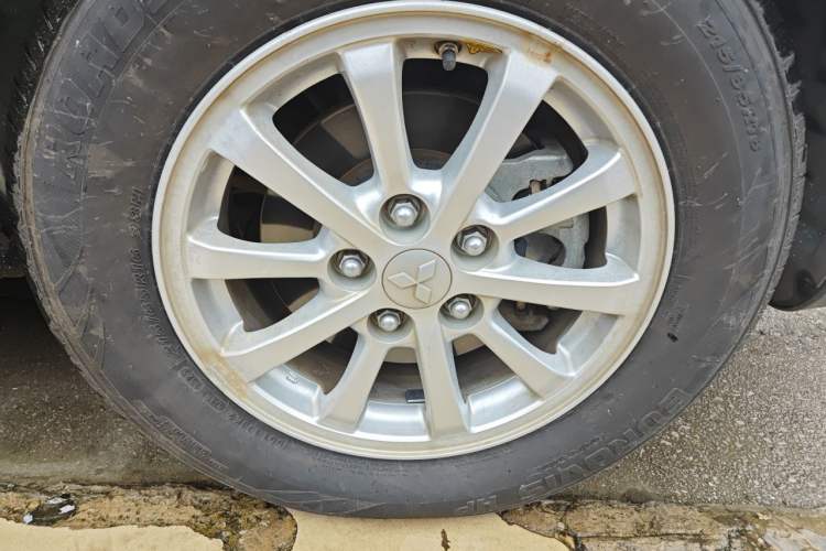 Used Mitsubishi ASX 2013 2.0L Manual Two-Wheel Drive Comfort Edition Right Front Wheel Hub