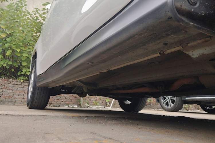 Used Mitsubishi ASX 2013 2.0L CVT Two-Wheel Drive Tech Edition Right Side Sill