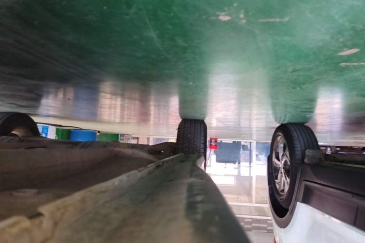 Used Mitsubishi ASX 2013 2.0L CVT Two-Wheel Drive Elite Edition Right Side Sill